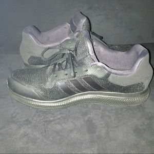 USED Adidas Energy Bounce Sneakers- Black